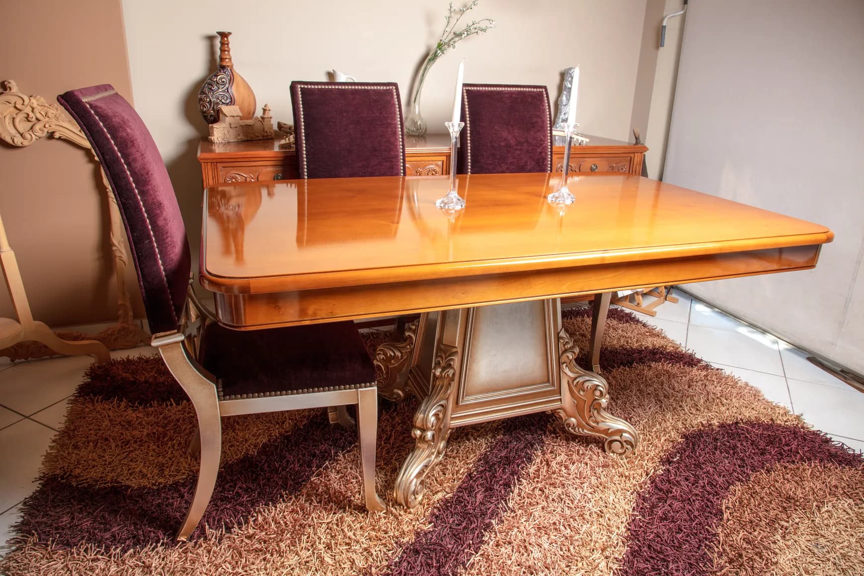 Baroque Dining Table with Gilded Pedestal Base — 1