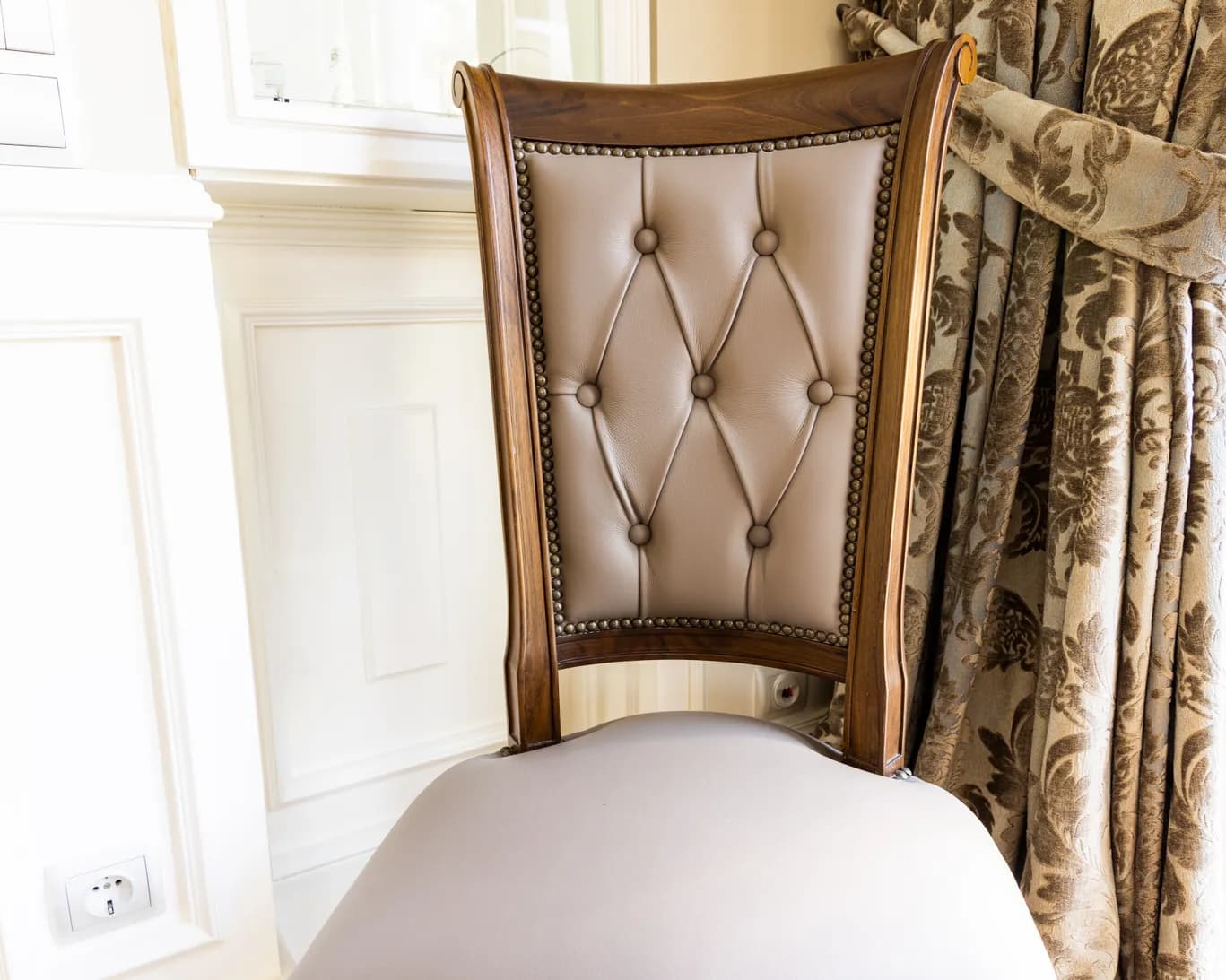 Louis XVI Dining Chair with Tufted Leather Back — 4