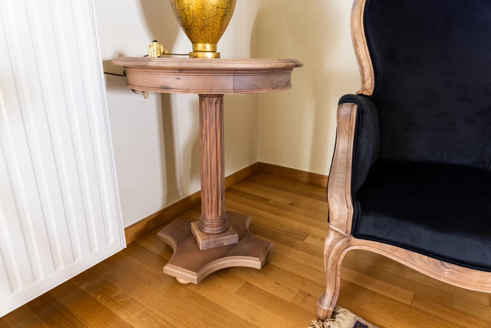 Victorian Furniture Set — 4